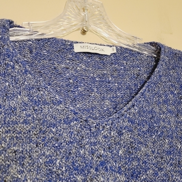 Misslook | Women's Blue Cableknit V-Neck Pullover Sweater (Size Small) - Picture 3 of 12